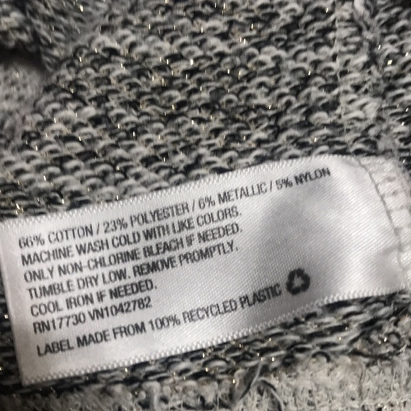 𝅺Plus Size Long Sleeve Cowl Neck Top Size 2X - Picture 8 of 9